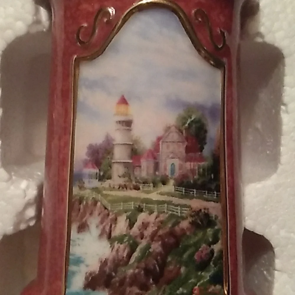 Thomas Kinkade 🖌️ known